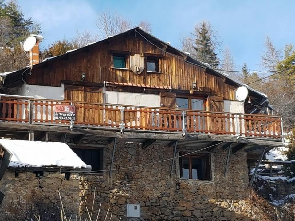 Villa Sur Un Petit Nuage Roubion Exterior foto
